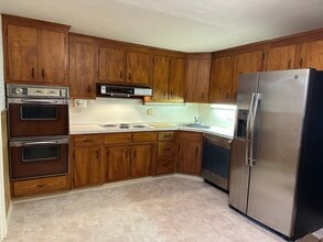 306 Pleasant St, Unit 1 in Manlius, NY - Foto de edificio - Building Photo