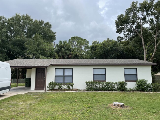property at 1422 Pembrook Dr