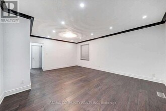 58 Gully Dr in Toronto, ON - Building Photo - Building Photo