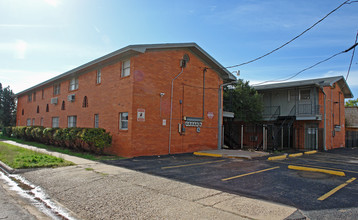 Melrose Park Apartments in Lubbock, TX - Foto de edificio - Building Photo