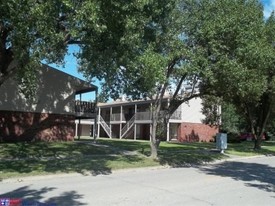 421 Capital Beach Blvd in Lincoln, NE - Building Photo - Building Photo