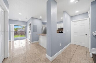 902 SW 8th Pl in Florida City, FL - Building Photo - Building Photo