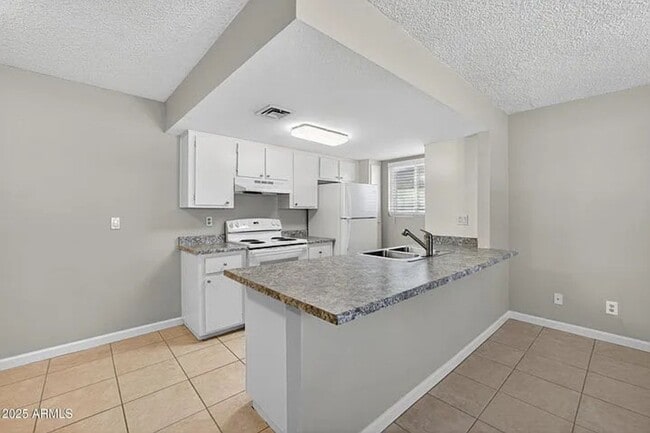 property at 860 E Brown Rd