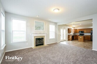 3483 LimeLight Ln in Whitestown, IN - Building Photo - Building Photo