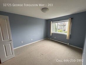 32725 George Ferguson Way in Abbotsford, BC - Building Photo - Building Photo