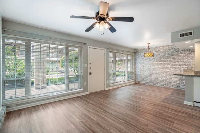 property at 5343 Richmond Ave.