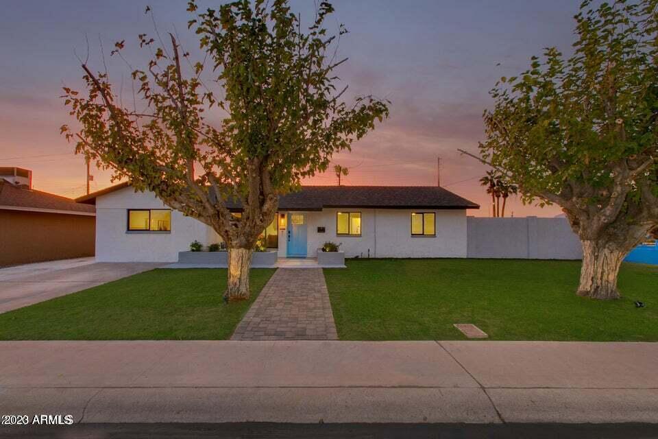 2246 N 82nd St in Scottsdale, AZ - Building Photo