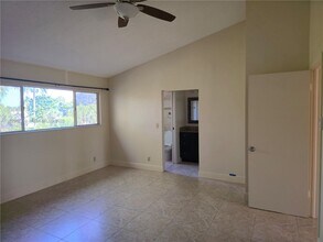 3872 NW 76th Ave, Unit 3872 in Sunrise, FL - Building Photo - Building Photo