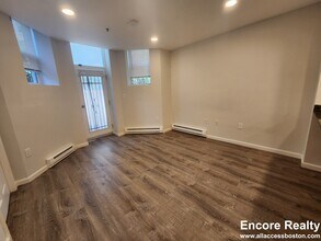 24 Queensberry St in Boston, MA - Foto de edificio - Building Photo