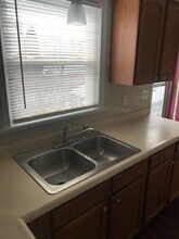 115 S Beverly Ave in Youngstown, OH - Building Photo - Building Photo