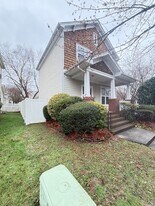 16929 Pennington Dr in Huntersville, NC - Building Photo