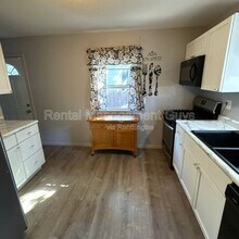 3825 Noble Ave N in Minneapolis, MN - Building Photo - Building Photo