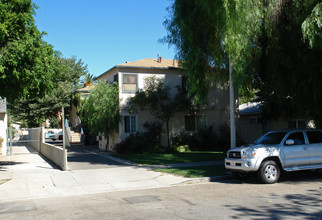 14763 Sylvan St in Van Nuys, CA - Building Photo - Building Photo