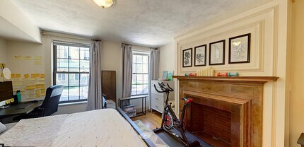 18 Dean Rd, Unit 1 in Brookline, MA - Building Photo - Building Photo