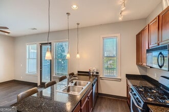 1195 Milton Terrace SE in Atlanta, GA - Building Photo - Building Photo