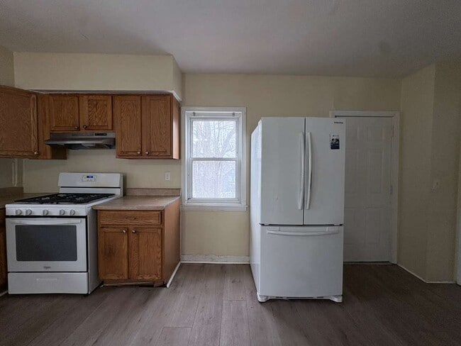 220 Lenox St in New Haven, CT - Building Photo - Building Photo