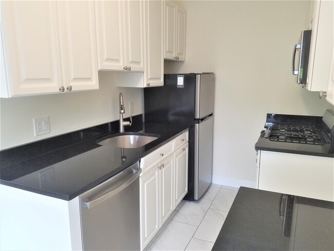 7 Chauncy St, Unit 1