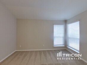 9039 Thomas York Blvd in San Antonio, TX - Building Photo - Building Photo