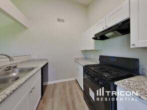 10919 Almond Grove in Humble, TX - Building Photo - Building Photo