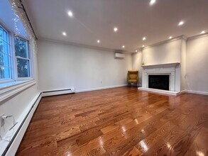 158 Jelliff Mill Rd in New Canaan, CT - Building Photo - Building Photo