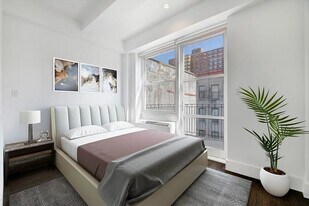 114 Ridge St, Unit 5E in New York, NY - Building Photo