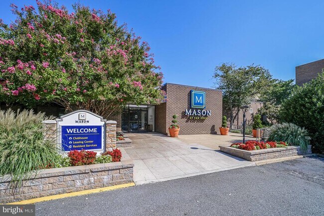 property at 4 S Van Dorn St