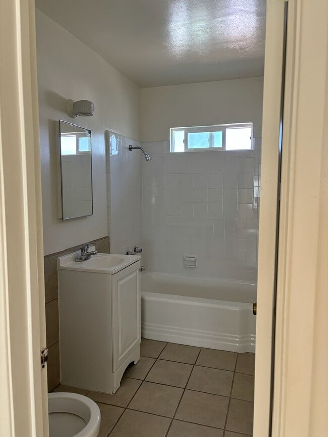 932 W Hays St in Banning, CA - Building Photo - Building Photo