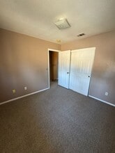 7661 Dogbane Ave in California City, CA - Building Photo - Building Photo