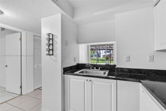 8255 SW 152nd Ave in Miami, FL - Building Photo - Building Photo