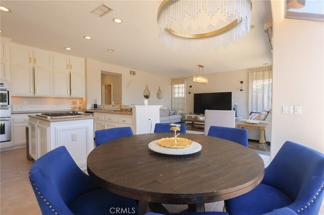 property at 28462 La Plumosa