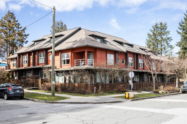 1187 19th Av E in Vancouver, BC - Building Photo - Building Photo