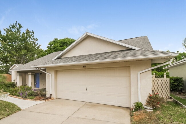 property at 611 Chautauqua Dr