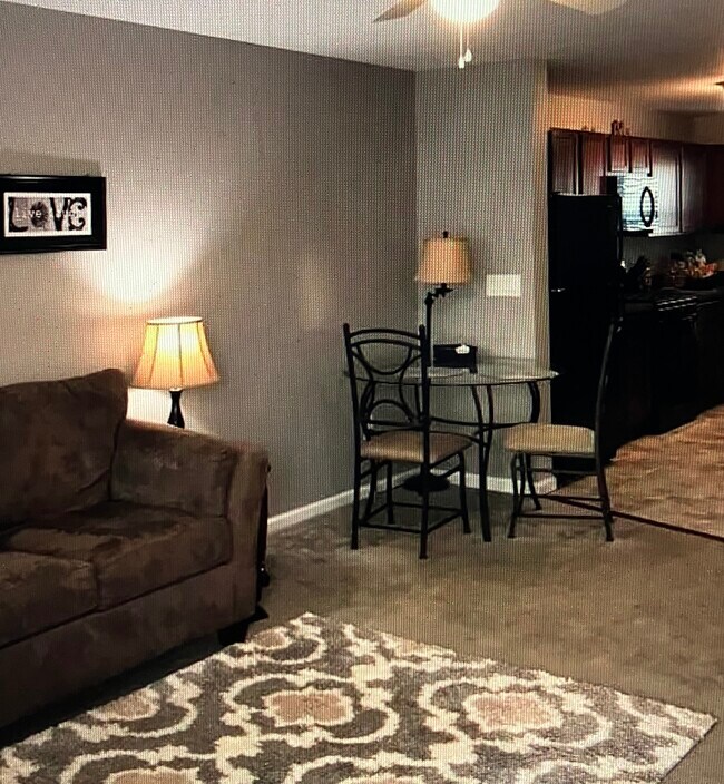 829 3rd St in Union Beach, NJ - Foto de edificio - Building Photo