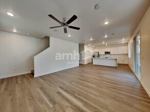 12524 W Flynn Ln in Glendale, AZ - Foto de edificio - Building Photo
