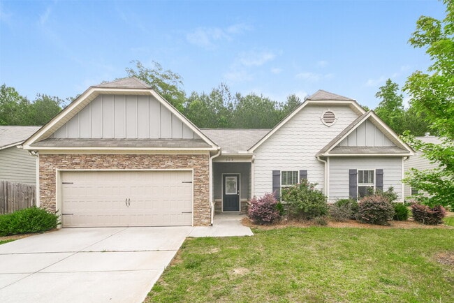 property at 309 Spruce Creek Ln