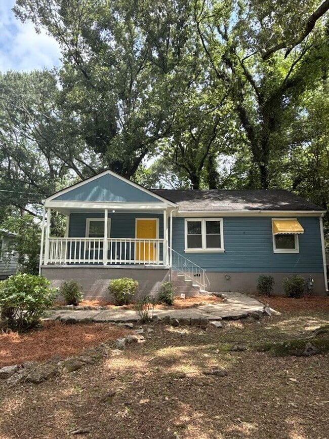 property at 840 McWilliams Rd SE