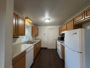 1838 10th Ave SE in Olympia, WA - Building Photo - Building Photo