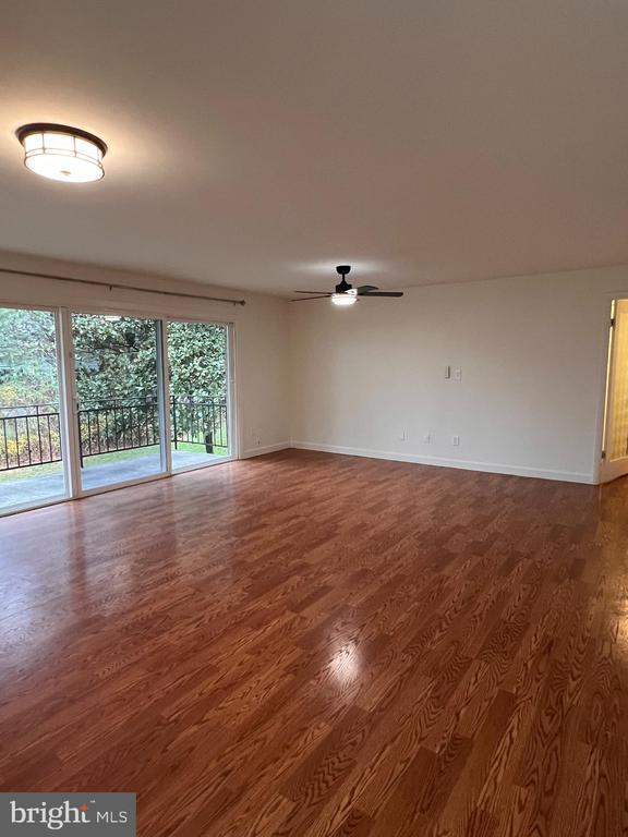 4108 Mangalore Dr in Annandale, VA - Building Photo - Building Photo