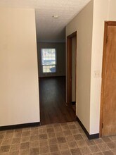 3047 Bethel Rd in Columbus, OH - Foto de edificio - Building Photo