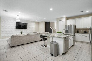 2689 Calistoga Ave in Kissimmee, FL - Building Photo