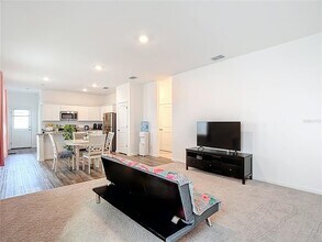 38345 Honey Suckle Dr in Dade City, FL - Building Photo - Building Photo