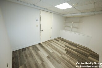 1026 Chestnut St, Unit B in Newton, MA - Building Photo - Building Photo