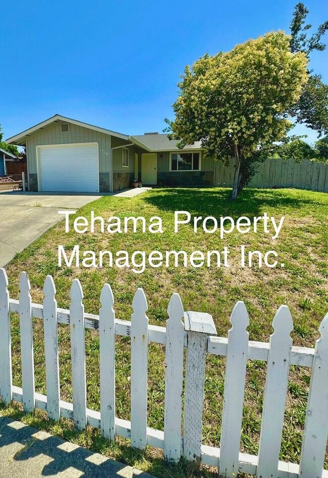 1710 El Cerrito Dr in Red Bluff, CA - Building Photo - Building Photo