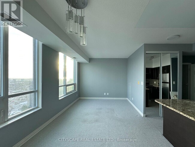 208-3208 Enfield Pl in Mississauga, ON - Building Photo - Building Photo