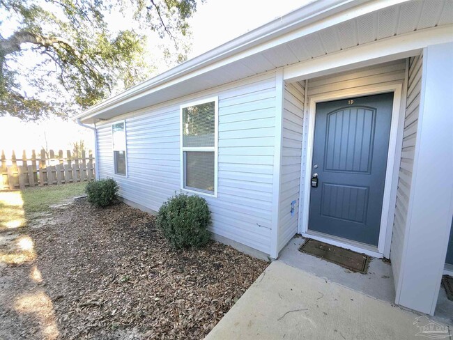 313 N Navy Blvd in Pensacola, FL - Foto de edificio - Building Photo