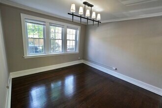 6707 S Artesian Ave in Chicago, IL - Building Photo - Building Photo