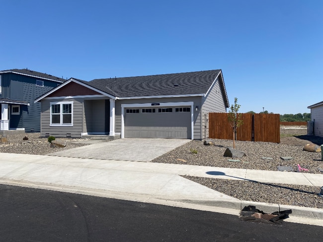 1604 S Mallard Wy