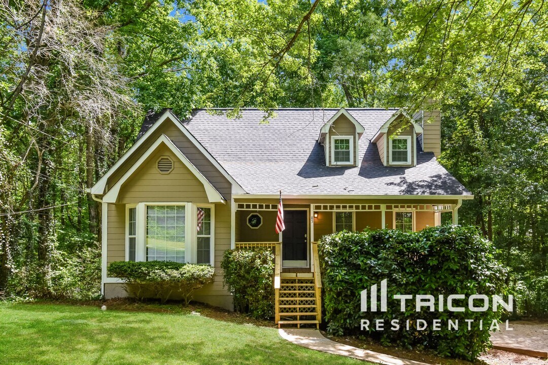 85 Elizabeth Pl in Hiram, GA - Building Photo