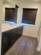 4121 Mission Tree Way in Oceanside, CA - Building Photo - Building Photo