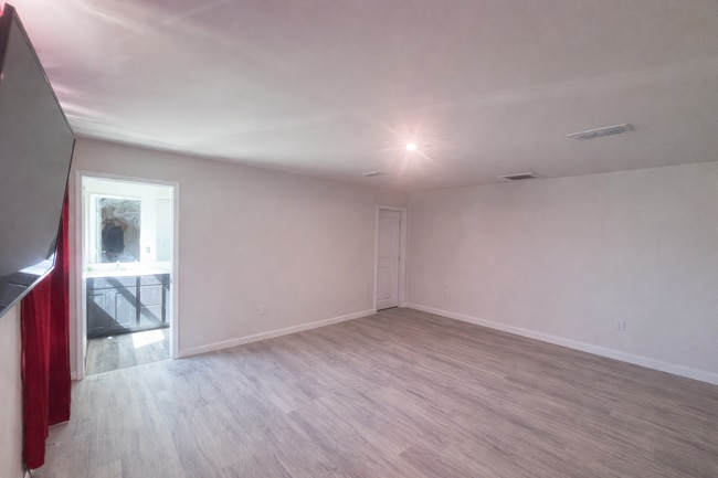 Room in House on Browband St in Troutman, NC - Building Photo - Building Photo